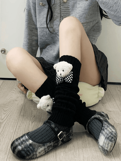 ミルクホワイト Y2K ニットレッグウォーマー（クマのぬいぐるみ付き）
