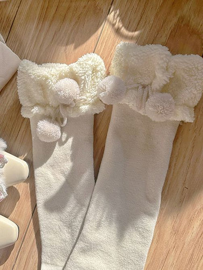 Lolita Beige/Graue Wadensocken mit Pompons und Plüschbesatz