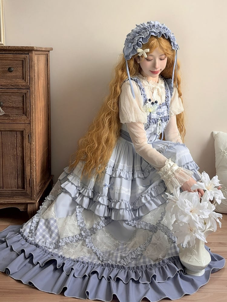 Lässiges Lolita-Kleid mit blauem Gingham-Muster und floralen Spitzenaufnähern