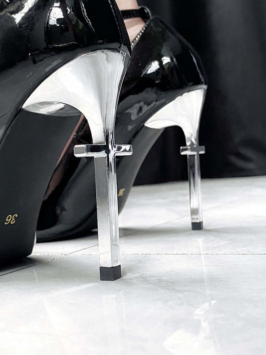 デザインヒール クロスハイポインテッドヒール つま先クリアランス サイズ ゴシック ブラック 40