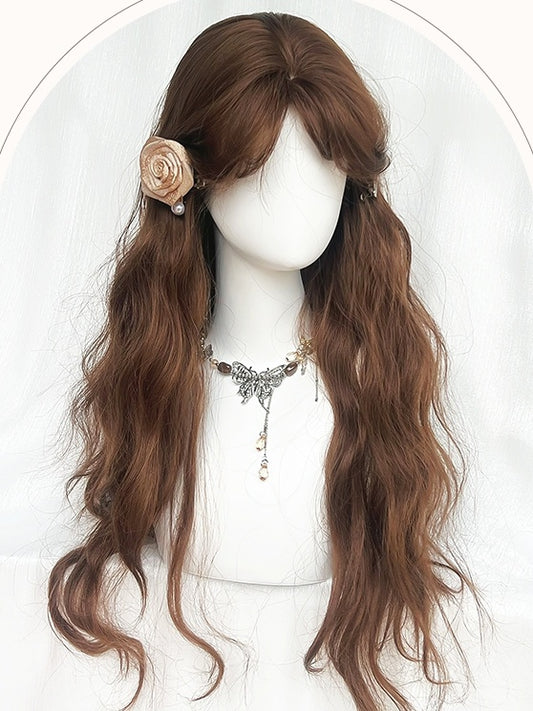 Braune, gewellte Kunsthaarperücke in Unterbrustlänge mit Vorhangpony