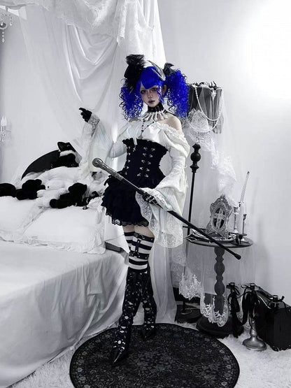 Lace-Up Boned Corset with Ruffle Details in Black - Moonveil Manuscript