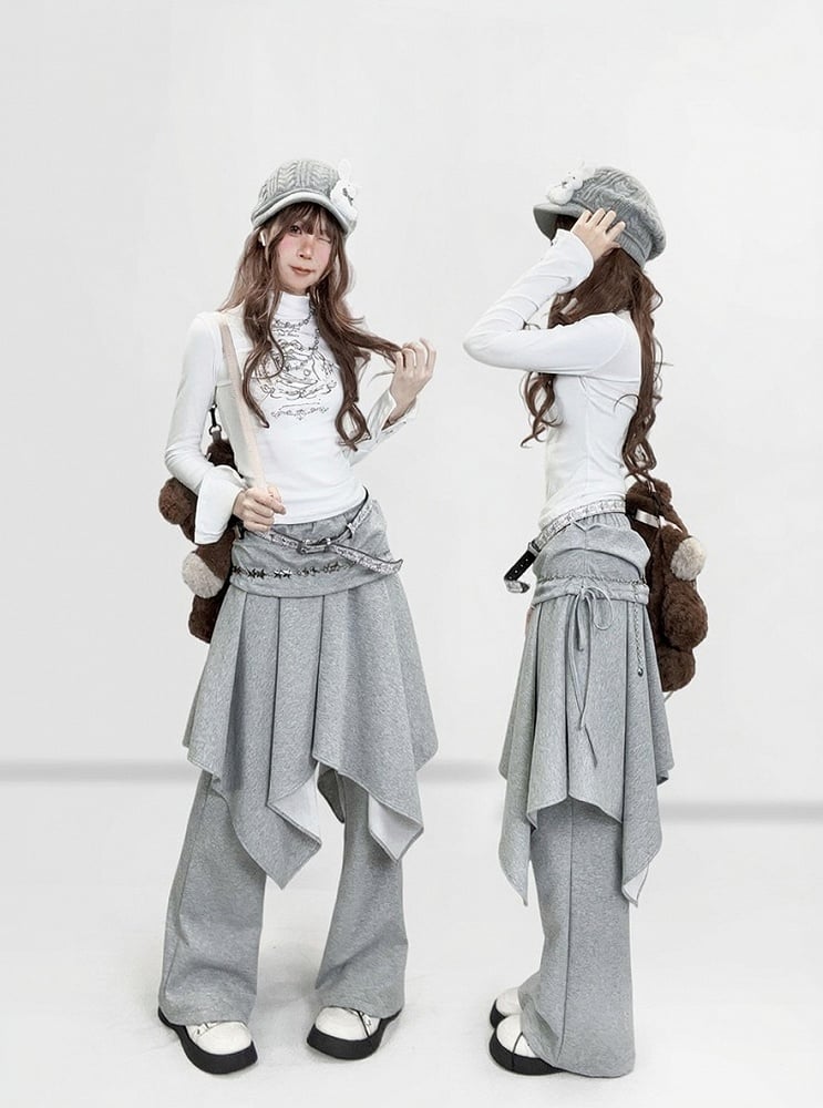 Y2K Neck Sleeve Velvet Pattern Mock Bear With Long T-Shirt White