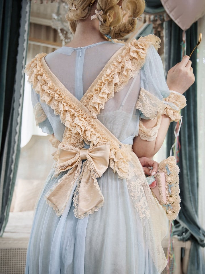 Dotted Tulle & Lace Apron in Romantic Goth Apricot Style - Blood Supply