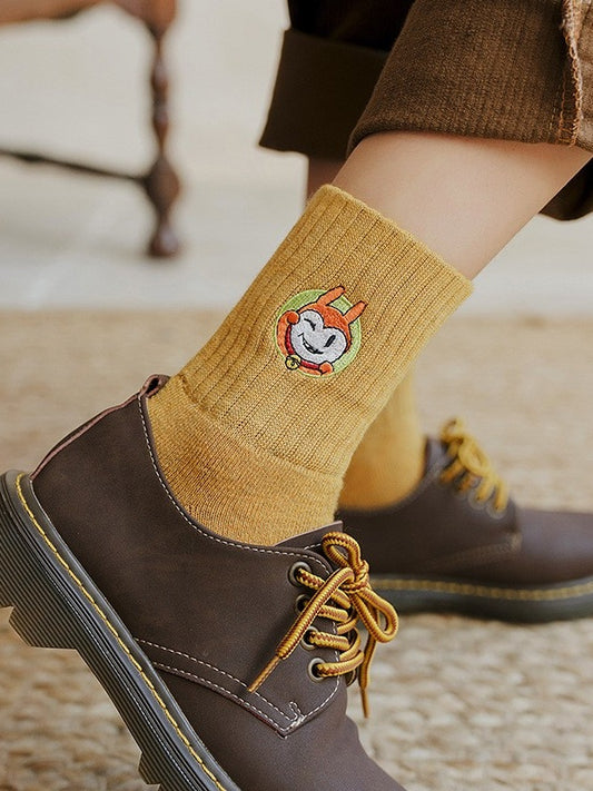 Cute Kitty Embroidered Calf Socks