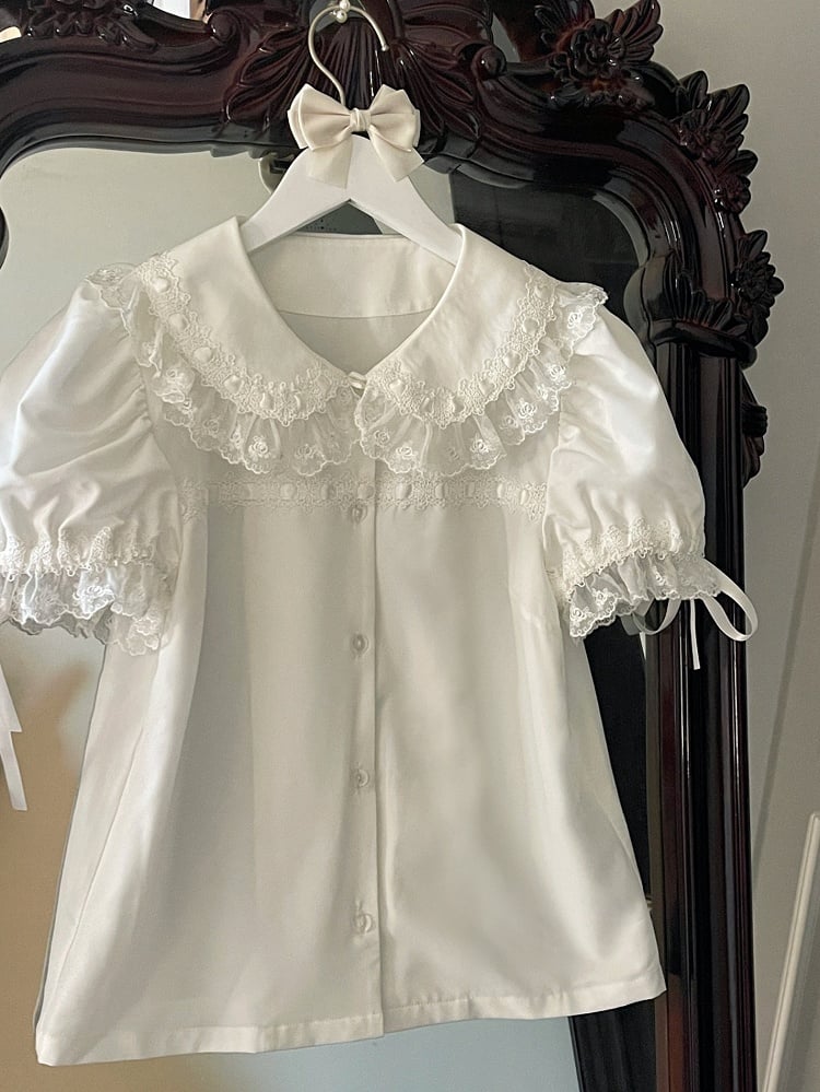 ホワイトの半袖カラー、ピータートリムのレースブラウスパン