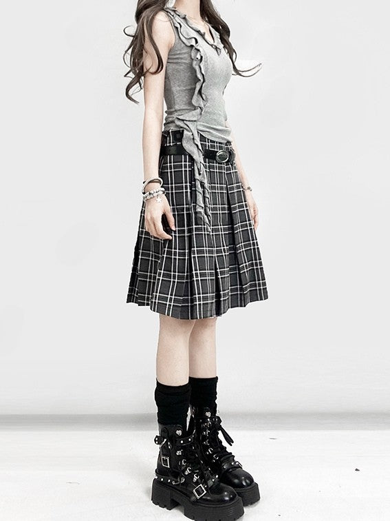 Y2K Sleeveless Gray Ruffle Trim V-Neck Design Glamorous Top