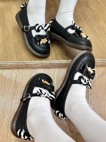 - with Flats Striped 2cm Black Leather Sweet Details PU Decor Bear and Bow Heel