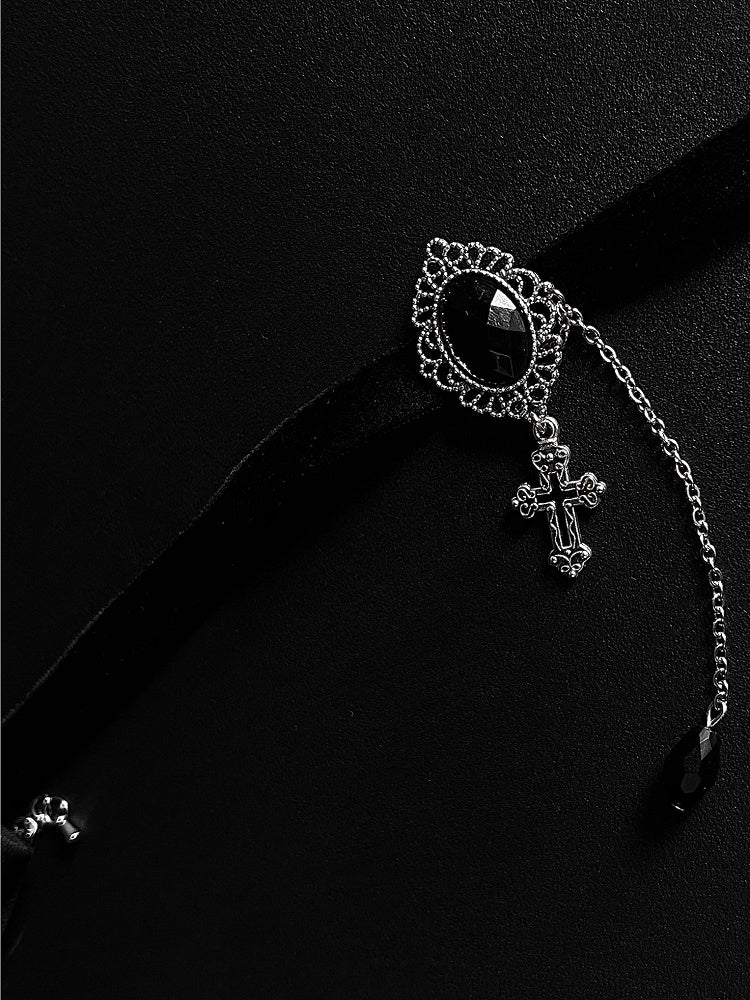 Necklace Lolita with Ornate Vintage Ouji Elegant Charm Obsidian Cross Choker Metalwork