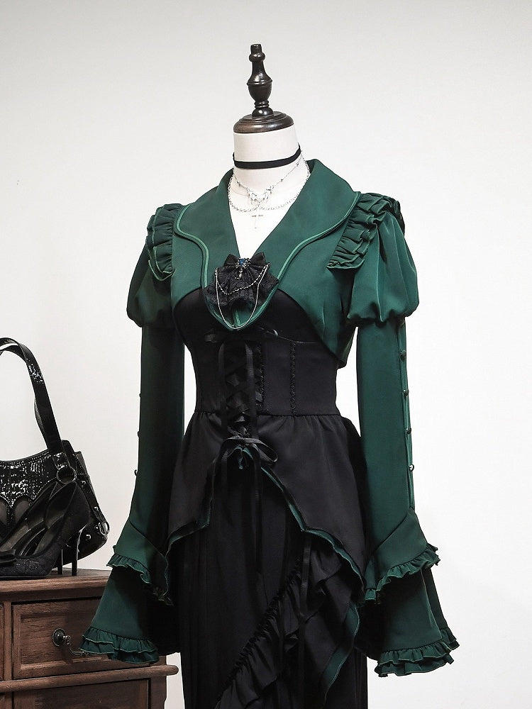 Grünes kurzes Oberteil mit Volant-Manschetten und Juliette-Ärmeln