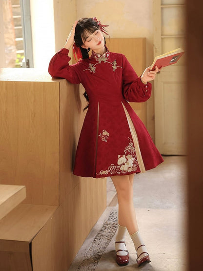Red Floral Embroidered Chinese Dress with Plush White Top for Cold Seasons - Han Ru Chu Hanfu & Han-Element Studi