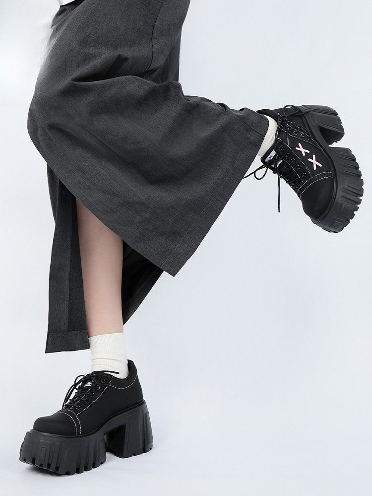 Detailing Preppy with Shoes Chunky Crisscross - Platform Style Lace-Up Design