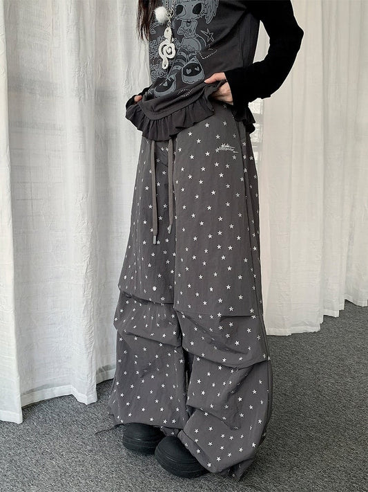 Gray Pleated Straight Leg Cargo Pants with Star Motif - Solkatt