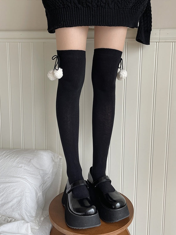 Cute Overknee Stockings With Pompons