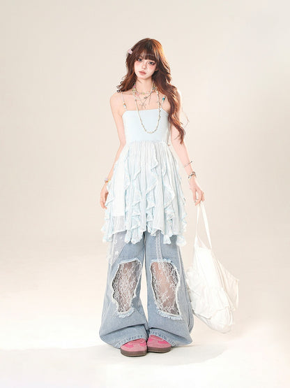 レースウエストアクセサリーパッチ付きブルーローワイドレッグジーンズ（ウエストダメージ加工穴付き）