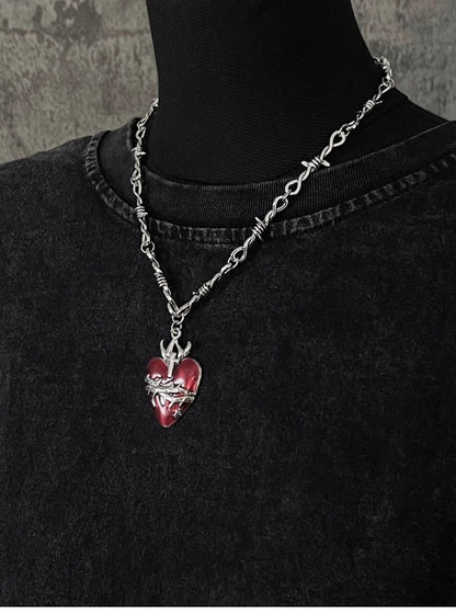 ゴシックレッドソーンハート型ペンダントネックレス