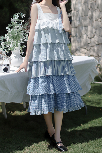 Bandkleid Brosche Himmel gestuft süß + ärmellos