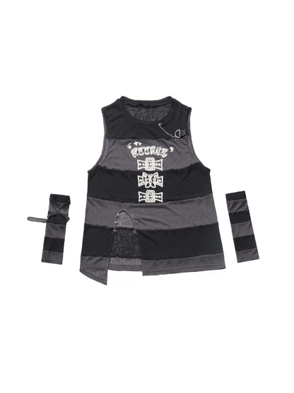 エポックチェックベストカバー + ストライプスカート + ノースリーブ + レッグリズムスリーブ