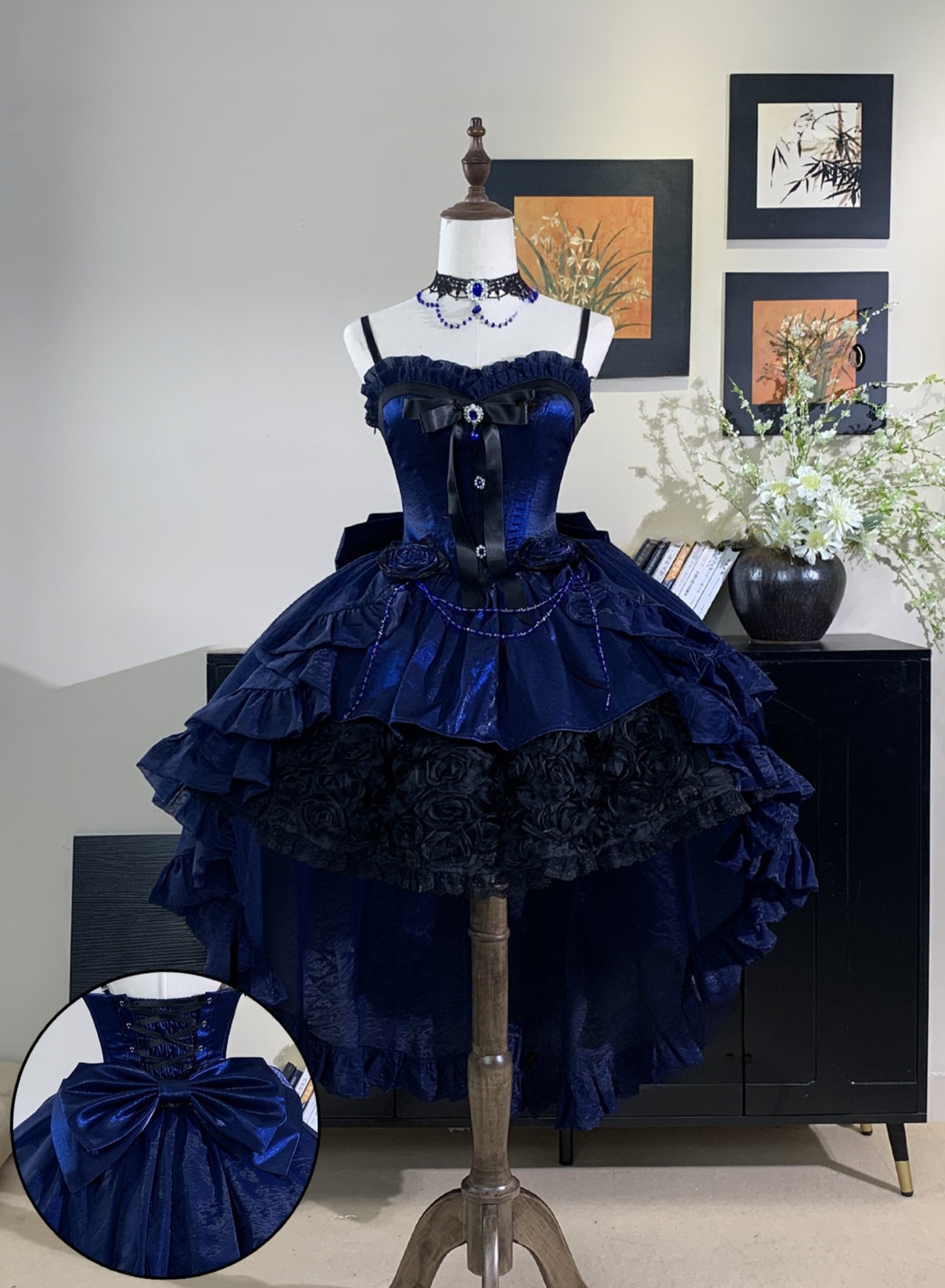 Set reservations: Trailing Gothic for Elegant Gorgeous Deadline 28th Rose April + Version Dress