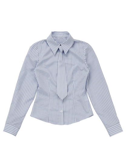 Blau-schwarz gestreifter Collegeanzug