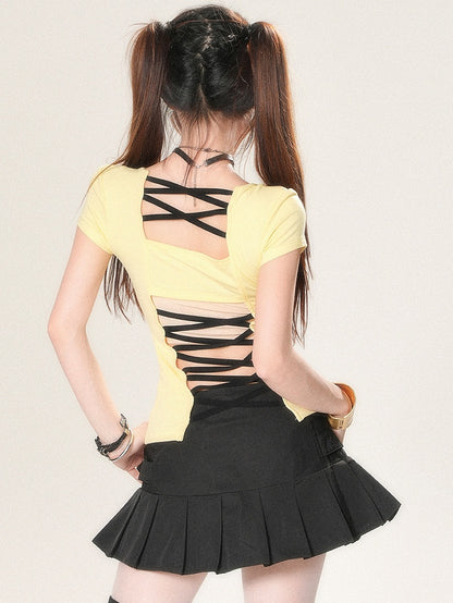 華やかなバックデザイン ホワイト/イエロー/ブラック Tシャツ レタープリント クロス