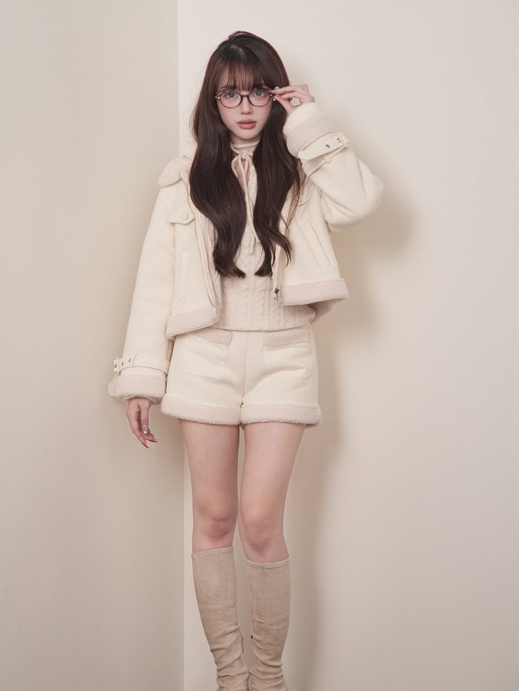 Decorative Jirai White Shorts Pocket with Design Trim Fleece Kei