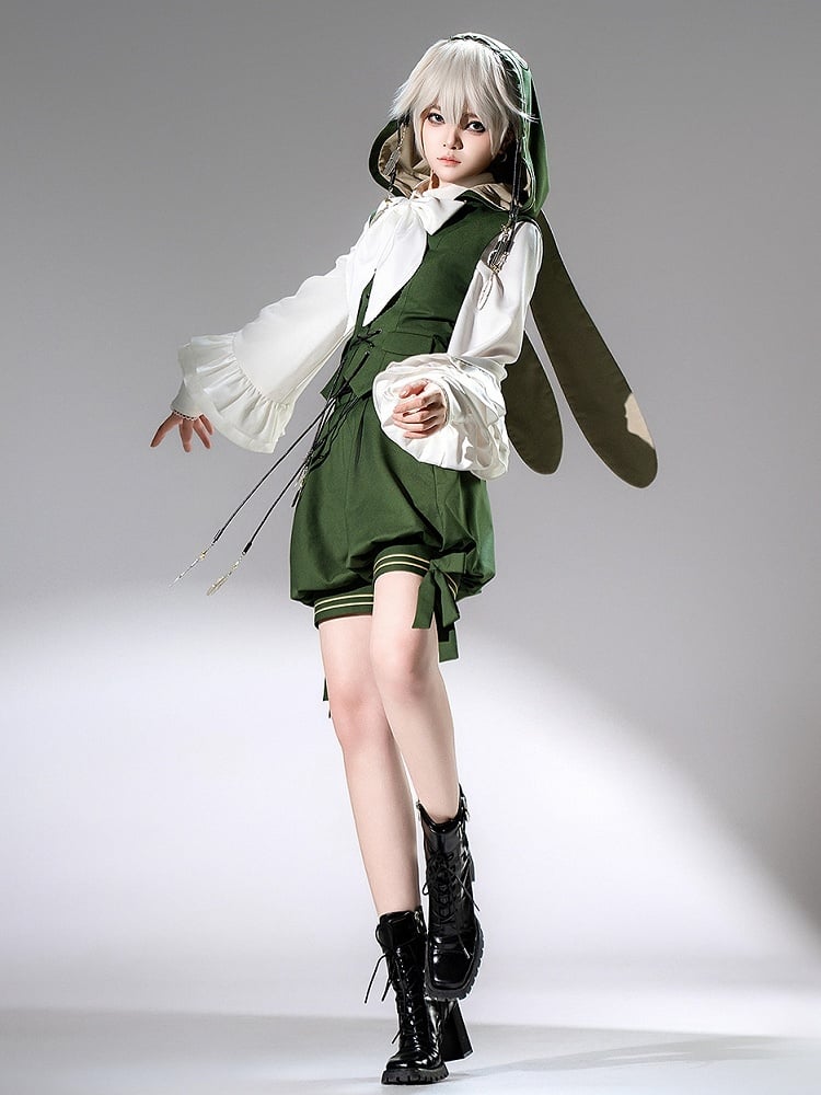 Feder mit Weste-Charme, grüne Schnüre, Kapuze, silberne Prinz-Lolita-Ohren, übergroßer Ouji-Hase