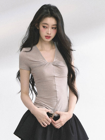 T-shirt Light Gray Twist Detail Neckline Slim-fitting