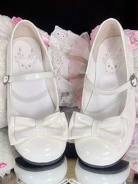 Sweet Lolita White Mary Janes with Heart Snap & Bow Decor