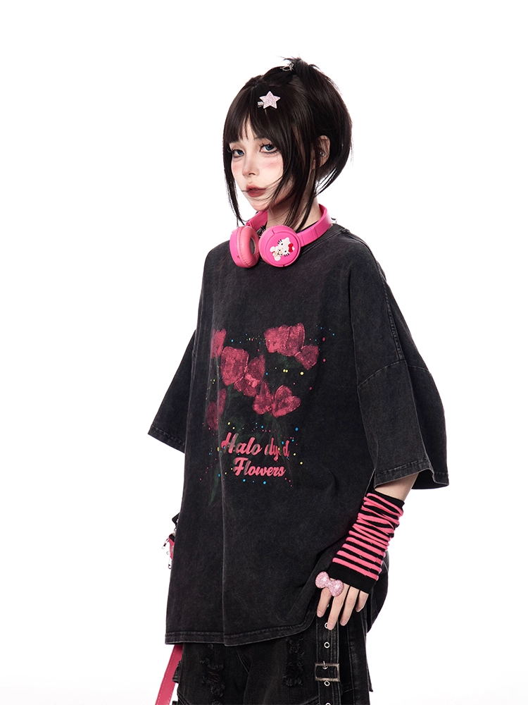 Rose Print Black Faded Wash Distressed Oversize T-shirt Red