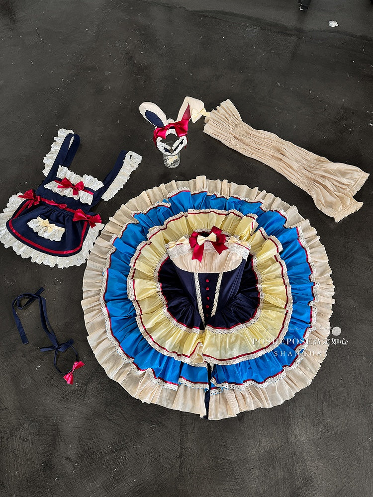 ダークブルーとレッドの白雪姫スイートメイドエプロン + バスクウエストストラップレスティアードフリルパフィードレス