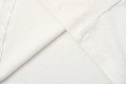 Weißes Slim-Fit-Top mit Rundhalsausschnitt und Spitzenbesatz