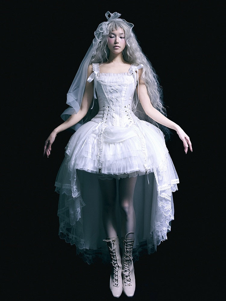 ホワイトのレースアップディテールのボーン入りコルセットトップ + ハイローレイヤードロリータスカート