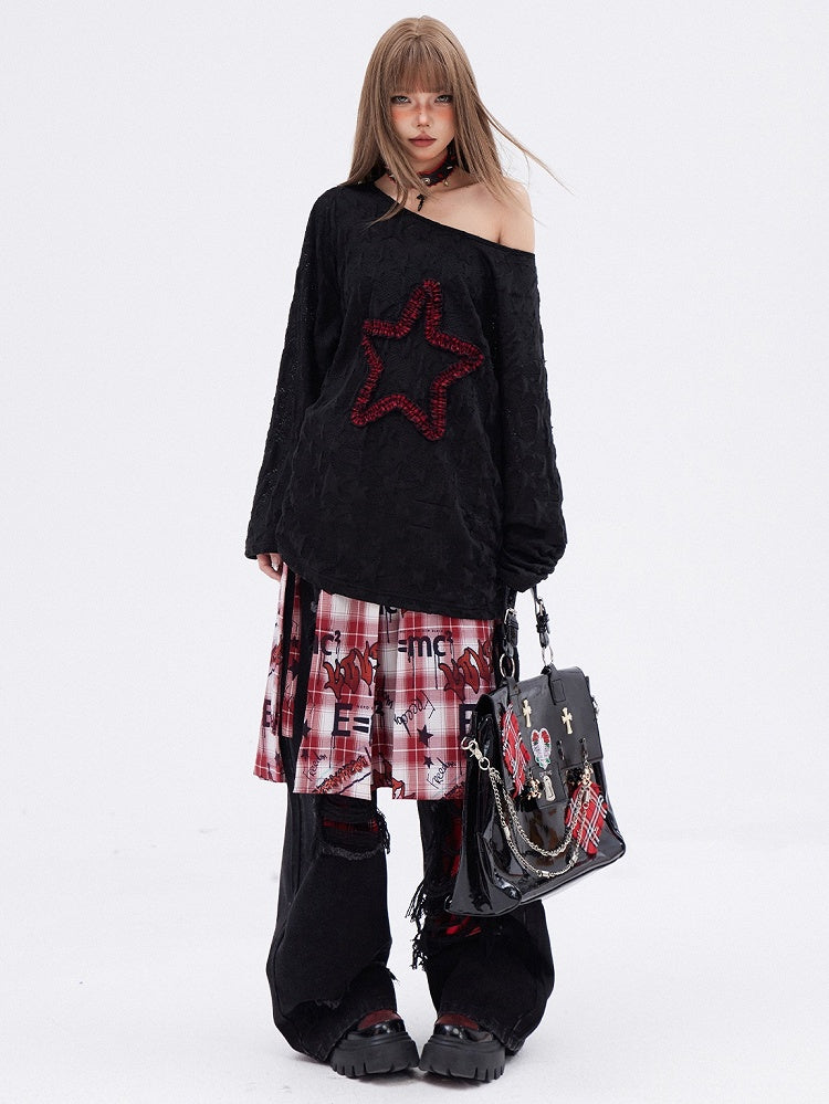 Schwarzes T-Shirt mit langen Ärmeln und Kordelzug und Stern