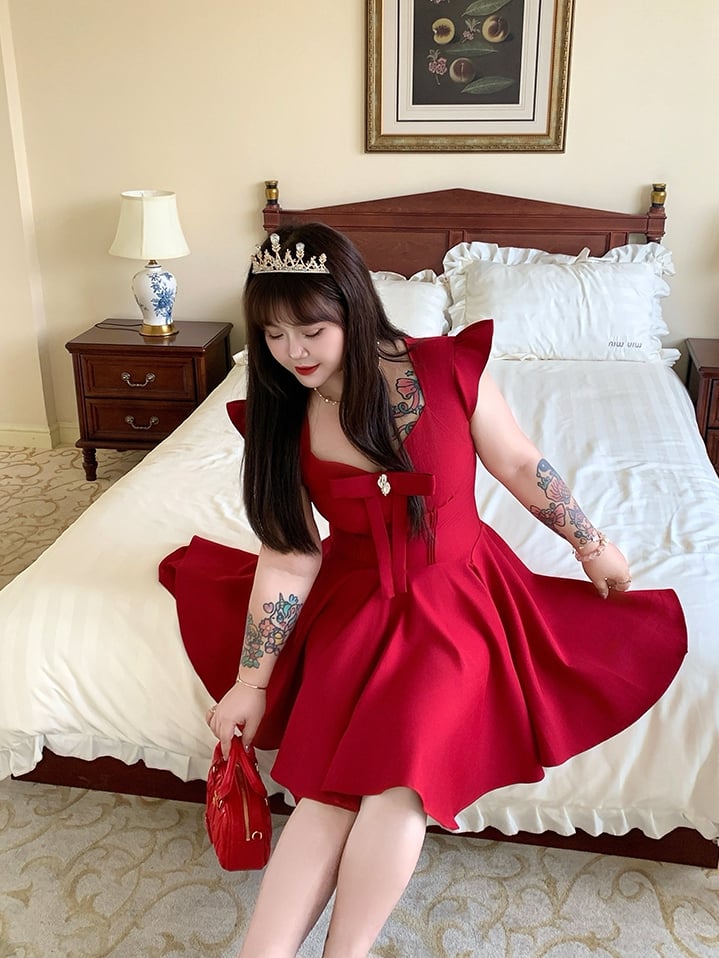 Plus Size V-Ausschnitt Kleid Flatterärmel Große Schleife Vorne Rot