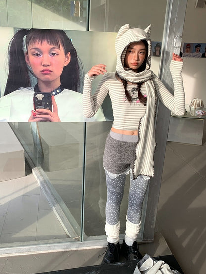 Devil Striped Scarf Trim Horn with Lace Pattern