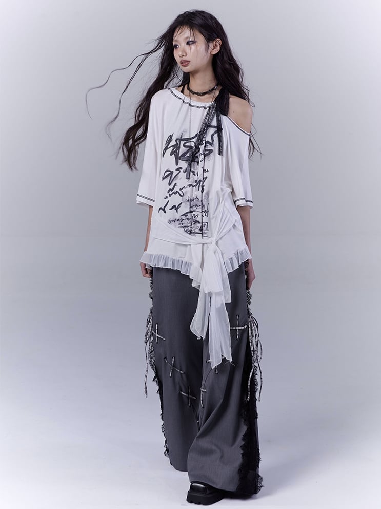 ウエストヘム付きグラフィックTシャツ ホワイト アシンメトリーネックライン フリルストラップ セルフタイ