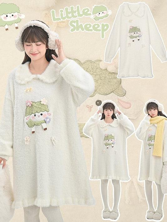 Süßes weißes Strickkleid mit Peter-Pan-Kragen und Lamm-Applikation