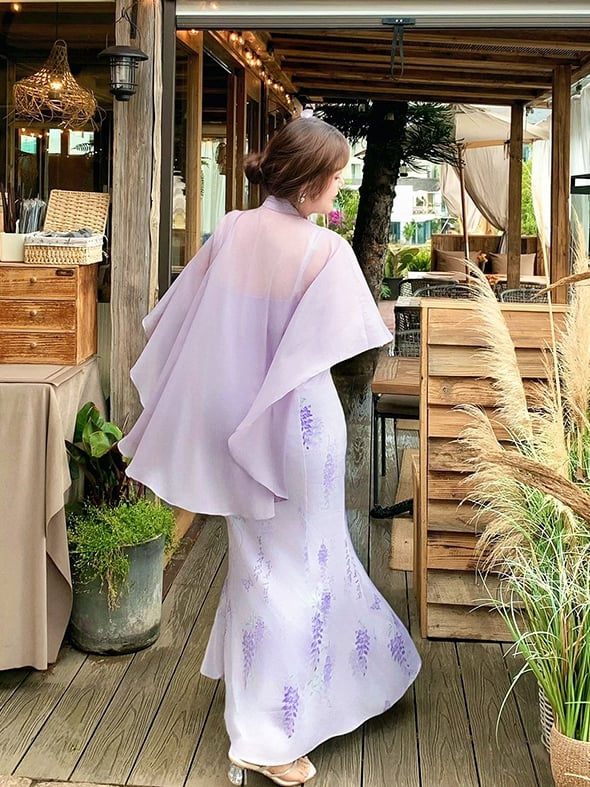 Qipao Design Kleid Plus Size Cheongsam Stil Lila Print Cape Glyzinien