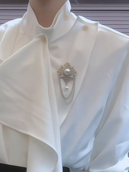 Bead White Charm with Brooch Vintage Chain