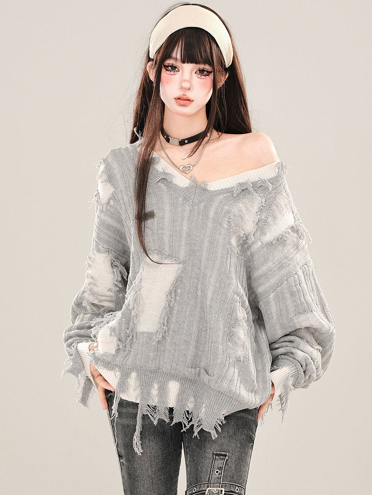 ブラック/グレー ダメージ加工 ホールズ フェイクツーピース Vネック ルーズセーター