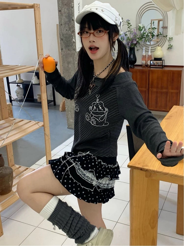 Black Star All-Over with Bow Skirt Lace Print and Tiered Trim