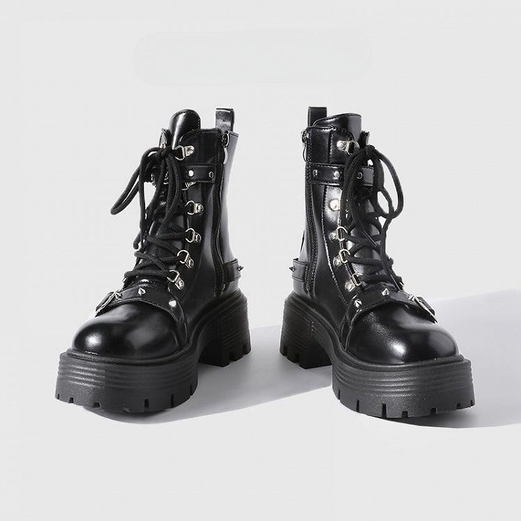 Chunky Gothic Black Details Pin - Martins