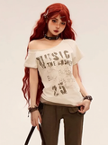 Asymmetrical Neckline Letter Print Slim-fitting T-shirt Apricot