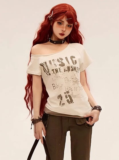 Asymmetrical Neckline Letter Print Slim-fitting T-shirt Apricot