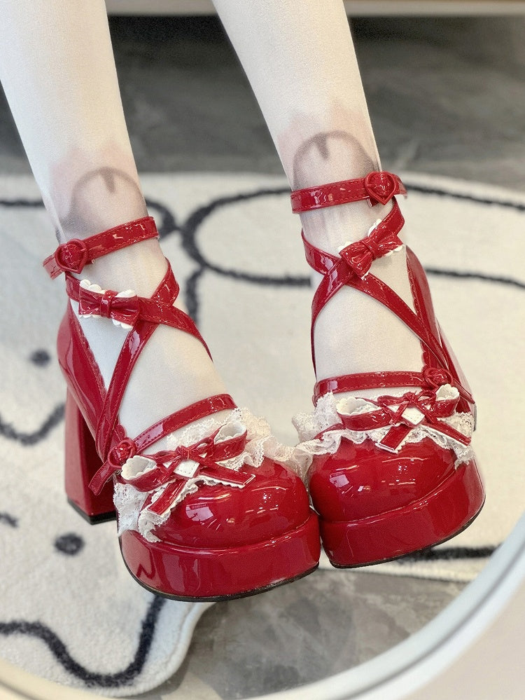 Hohe Weinrote Heels mit Rüschen – Lolita Rote Spitze Verträumt