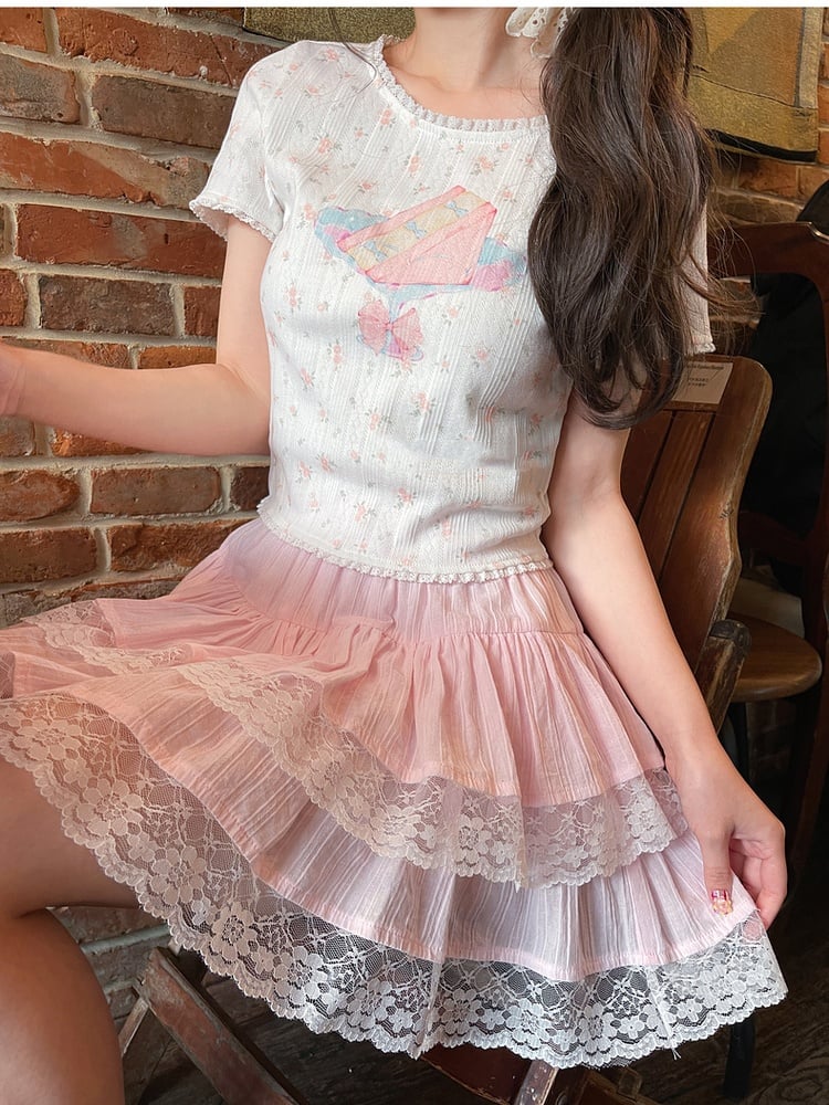 Süßer rosa Stufenrock mit elastischer Taille und Spitzenbesatz
