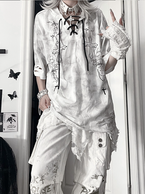 HolesCross Distressed Tie-Dye Devil WhiteGray Sleeve Print Short Horn Hoodiewith Gothic