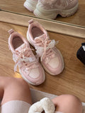 Schnürdetails vorne, Schnürsenkel, Sneakers, Schleife, verziert mit Perlen, Rosa
