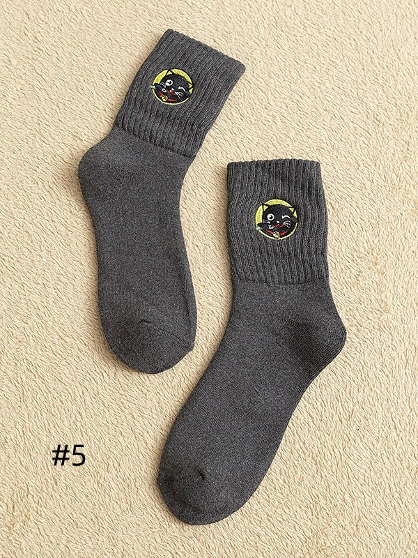 かわいい猫の刺繍入りふくらはぎソックス